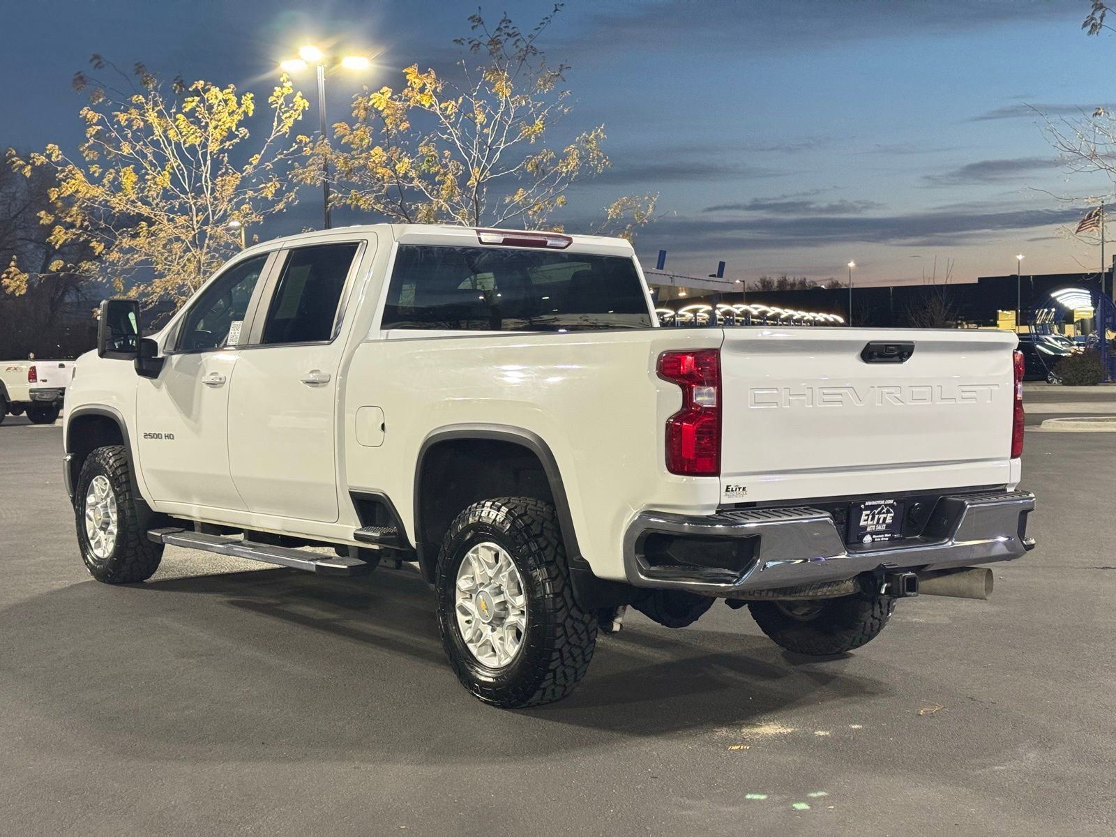 Used 2023 Chevrolet Silverado 2500 LT w/ Convenience Package image 9