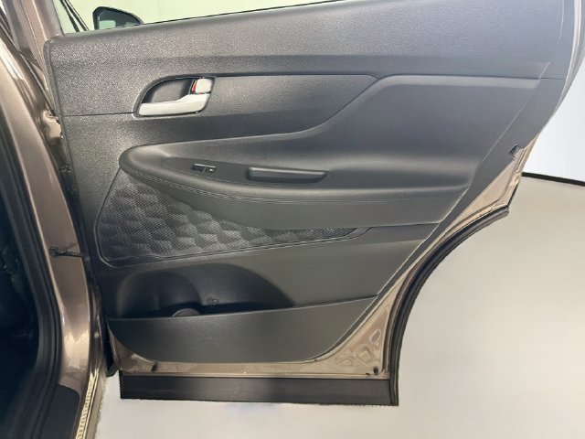 Used 2020 Hyundai Santa Fe SEL w/ Cargo Package FWD image 27