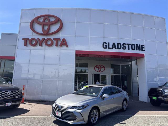 Certified 2019 Toyota Avalon XLE w/ Moonroof Package FWD image 1