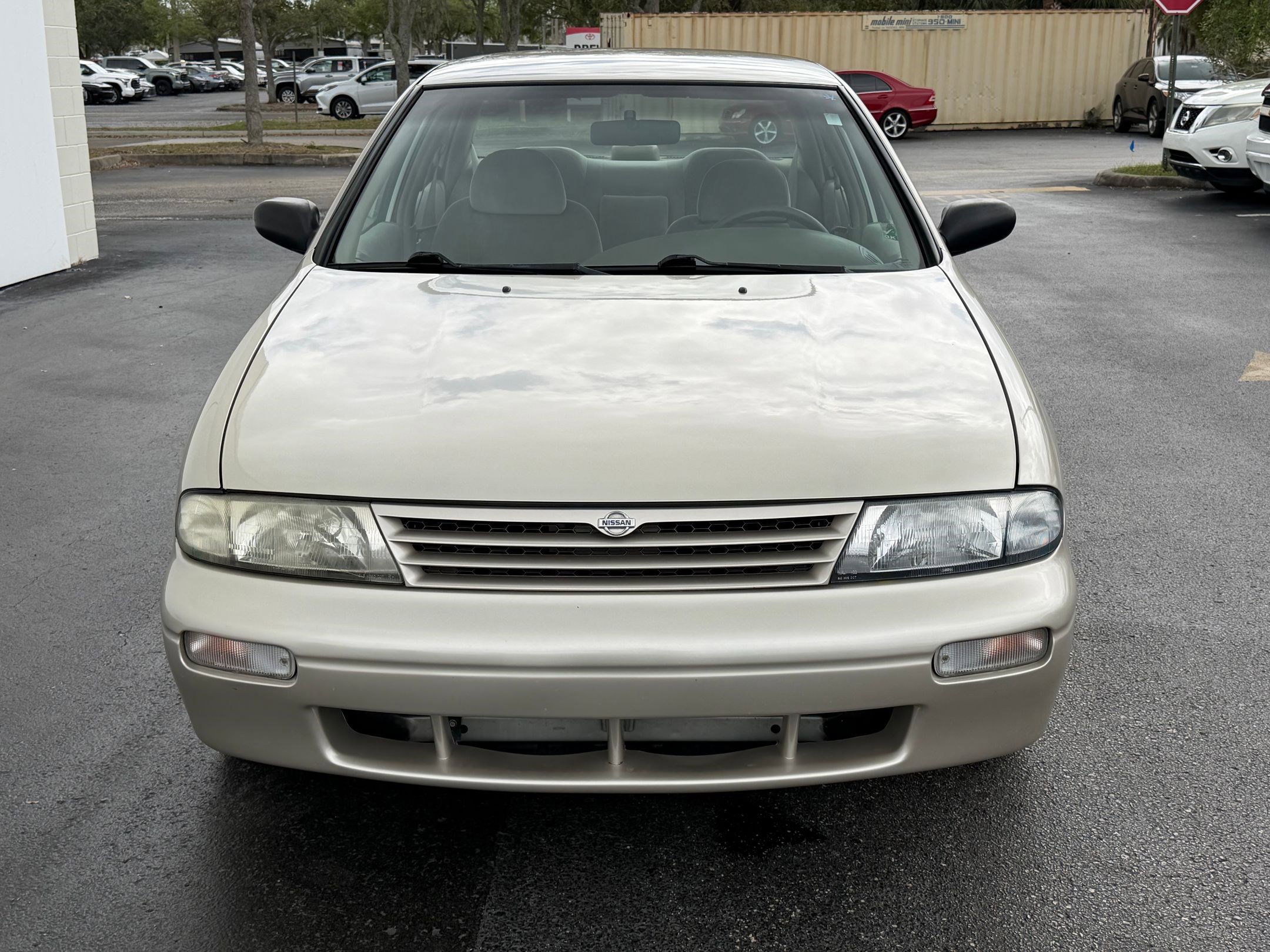 Used 1995 Nissan Altima SE image 5