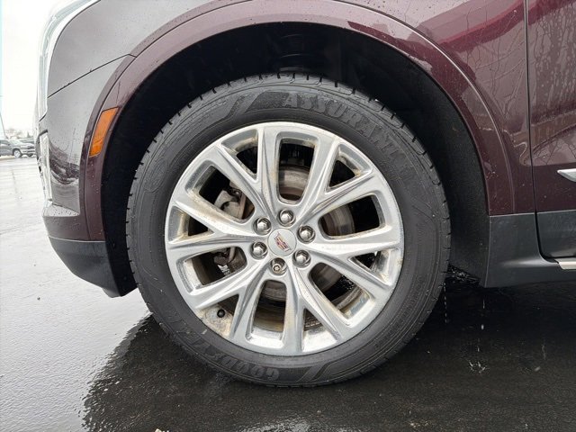 Used 2018 Cadillac XT5 Luxury w/ LPO, Sport Package image 12