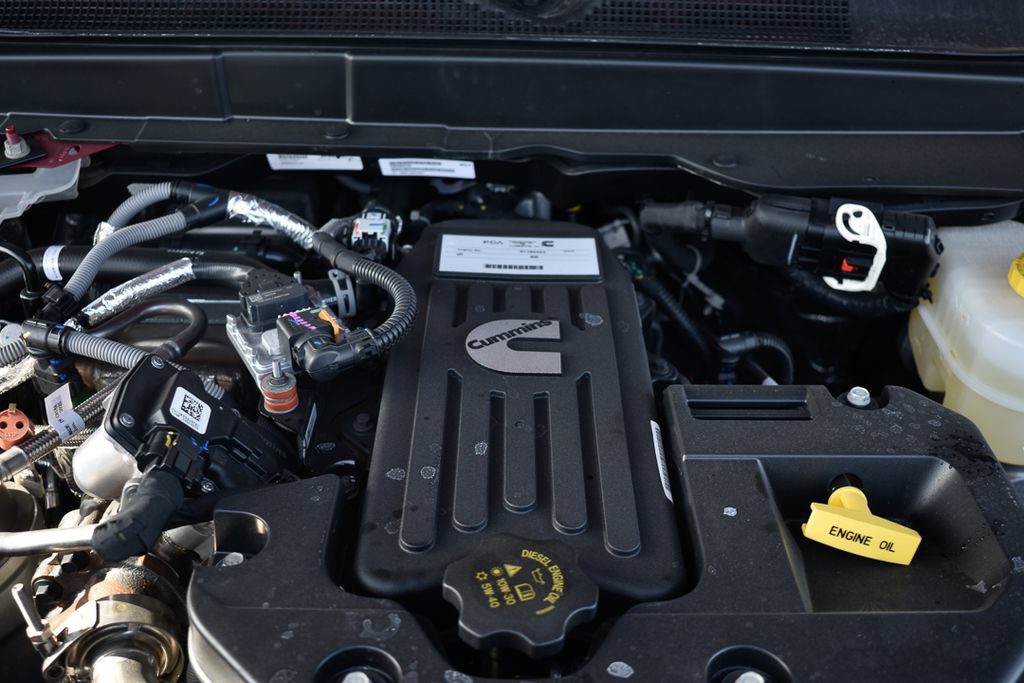 New 2026 RAM 3500 Laramie AWD/4WD image 51