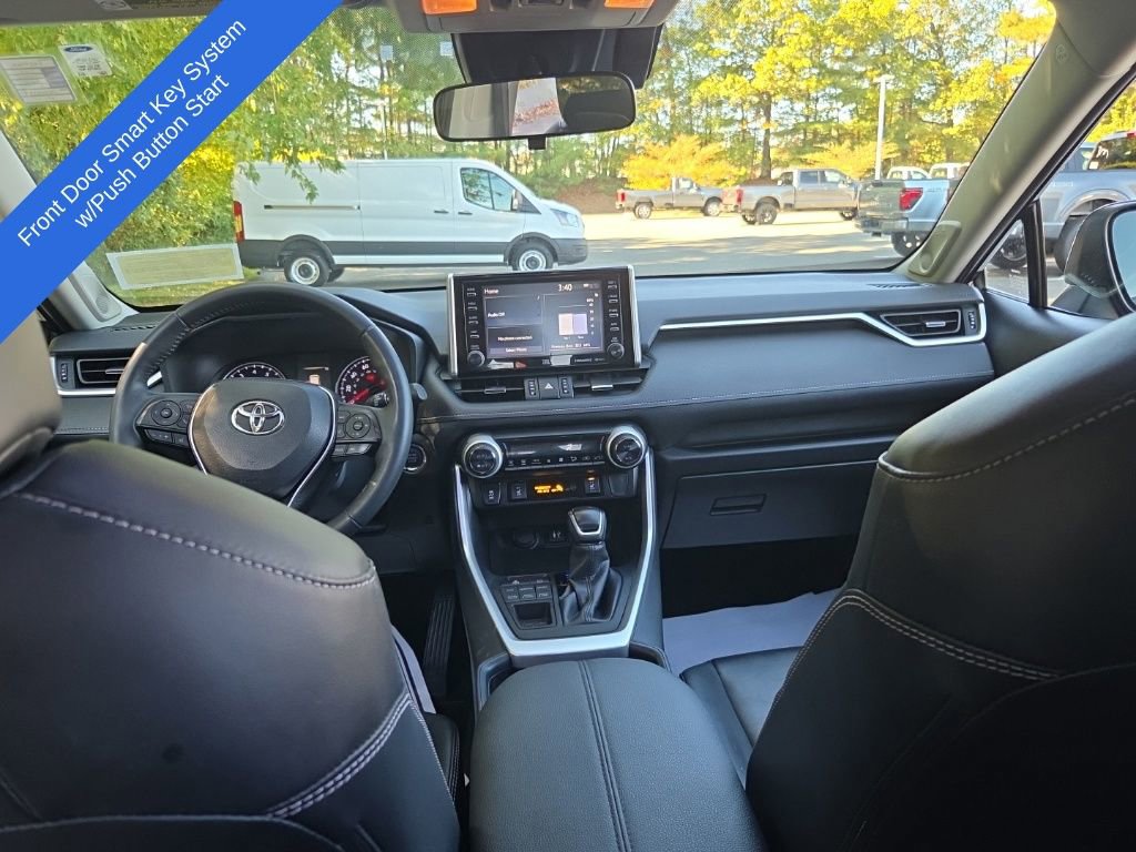 Used 2019 Toyota RAV4 XLE Premium image 20