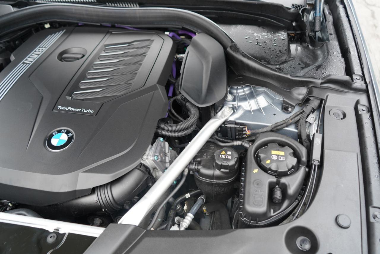 Used 2023 BMW 540i xDrive w/ M Sport Package image 79