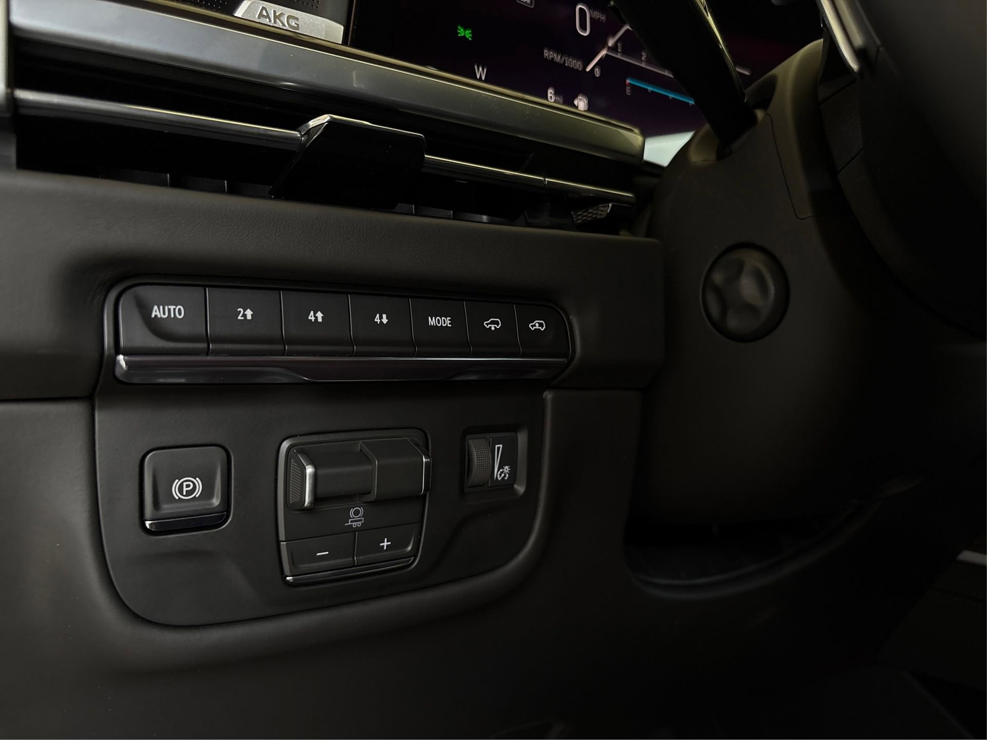 New 2026 Cadillac Escalade ESV Platinum Sport image 19