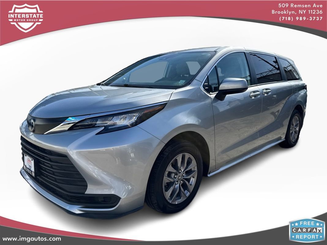 Used 2022 Toyota Sienna LE