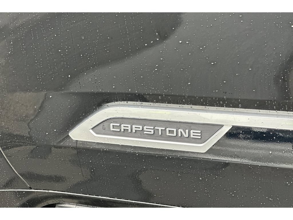 Used 2024 Toyota Sequoia Capstone AWD/4WD image 34