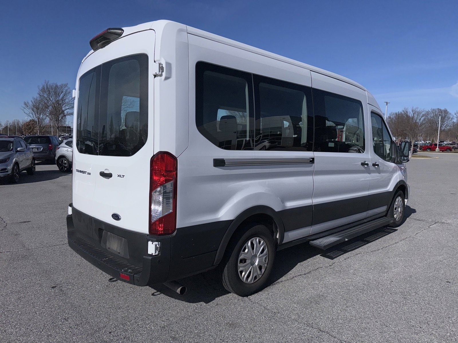 Used 2022 Ford Transit 350 XLT image 5