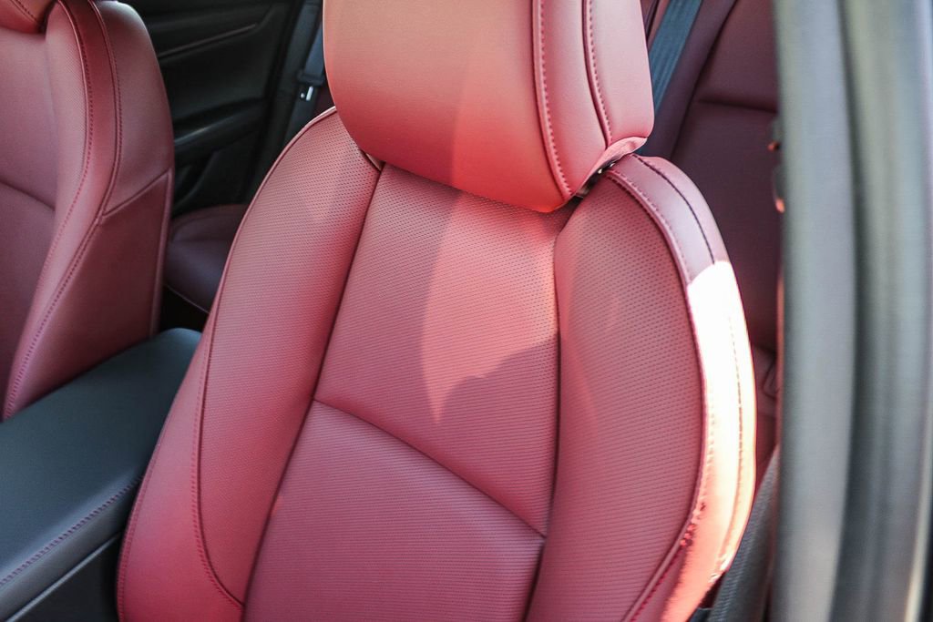 New 2026 MAZDA MAZDA3 Carbon image 27