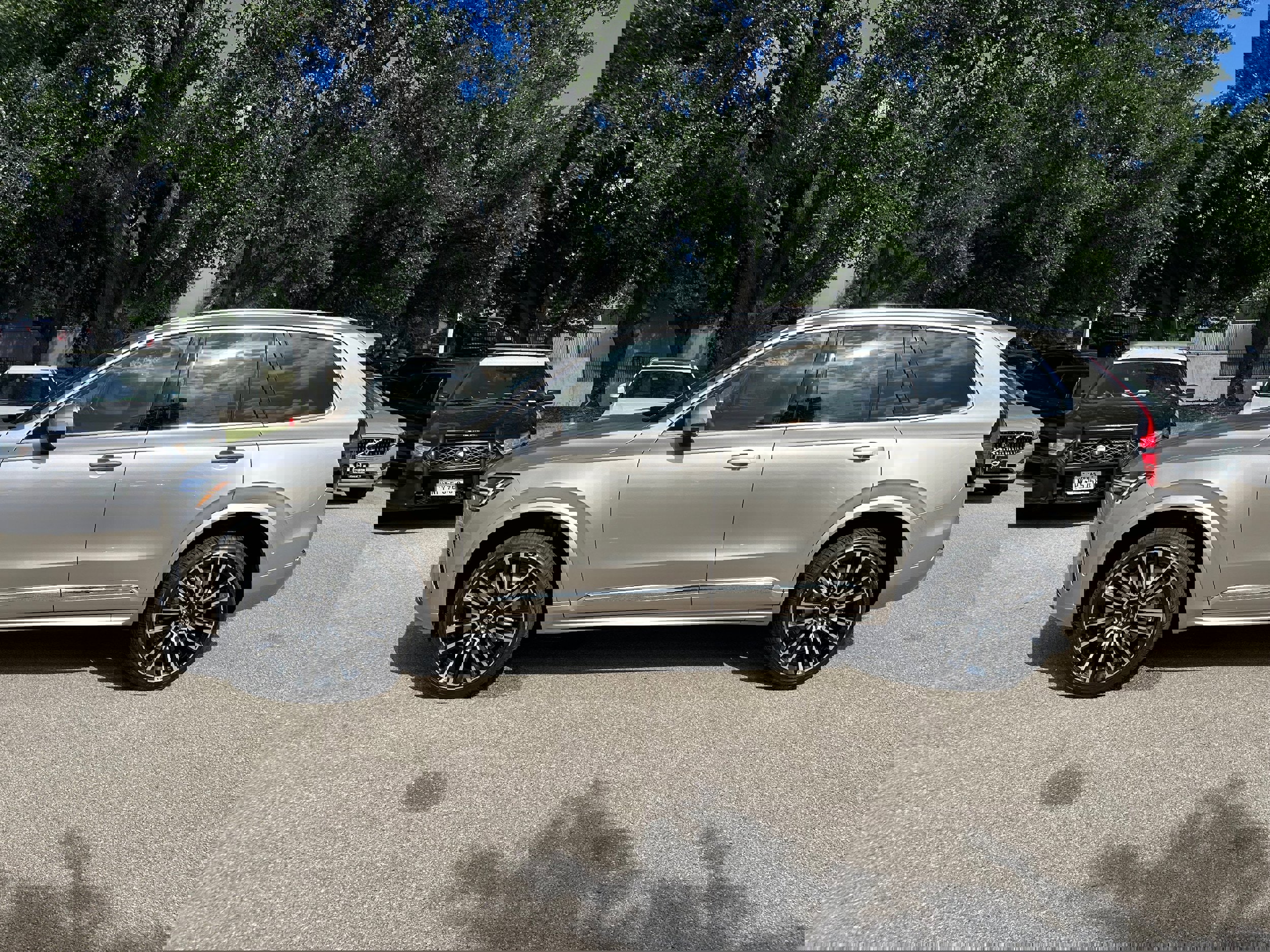 New 2026 Volvo XC90 B5 Plus image 3