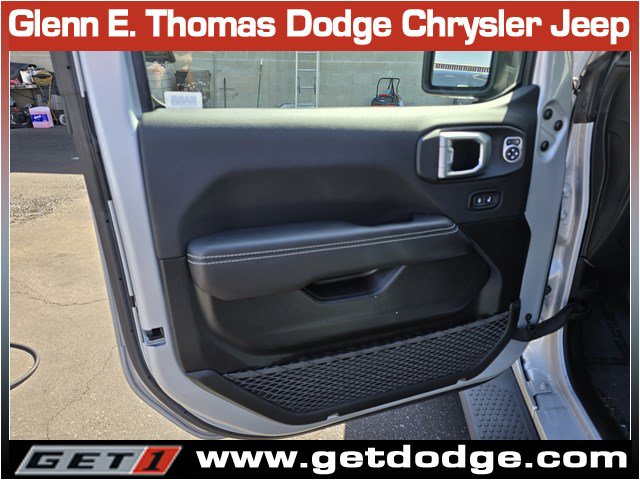 Certified 2023 Jeep Wrangler Unlimited Sahara AWD/4WD image 25