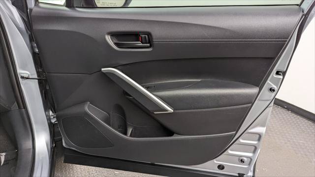 Used 2023 Toyota Corolla Cross AWD Hybrid image 21