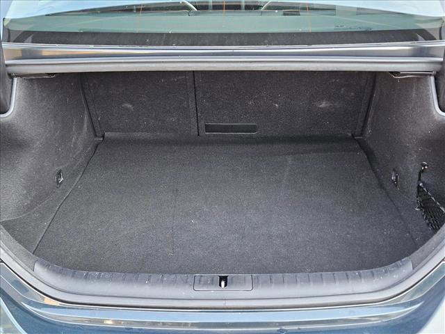 Used 2025 Genesis G70 2.5T image 6