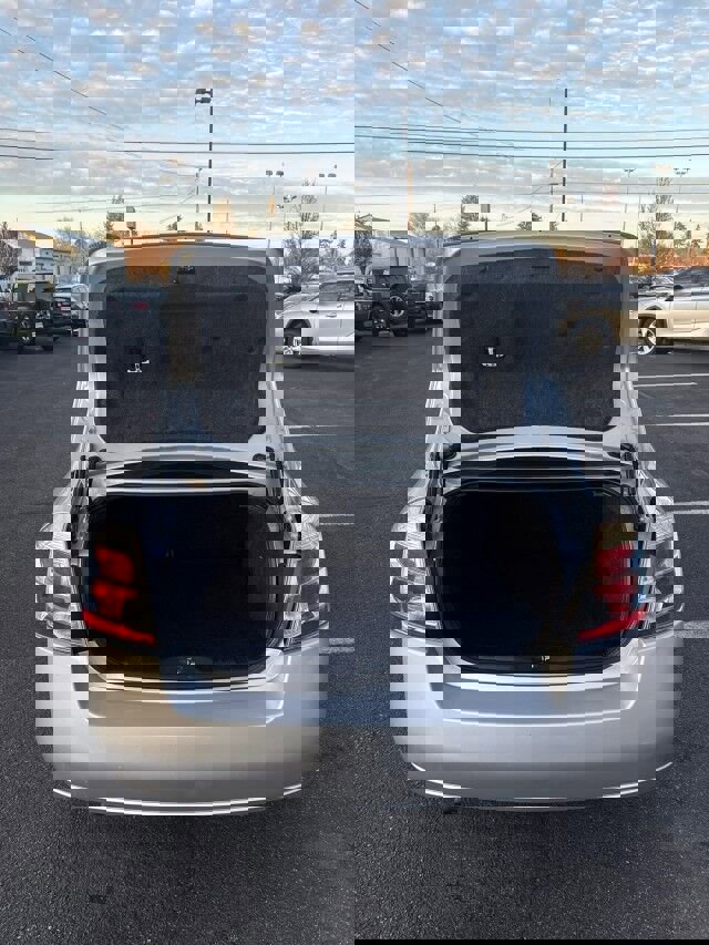 Used 2012 Nissan Sentra 2.0 SL w/ Special Value Pkg image 15