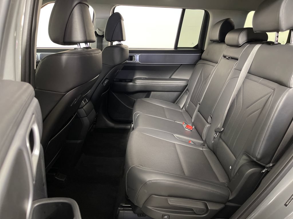 Certified 2026 Hyundai Santa Fe SEL FWD image 13