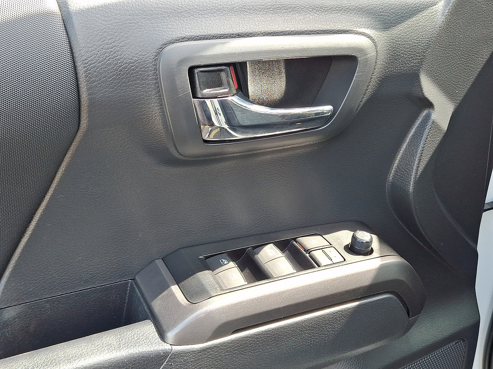 Used 2023 Toyota Tacoma TRD Sport AWD/4WD image 13