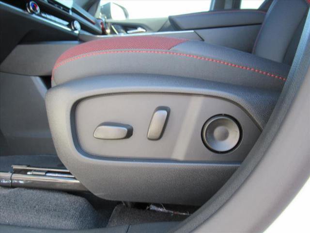 New 2026 Chevrolet Equinox RS image 17