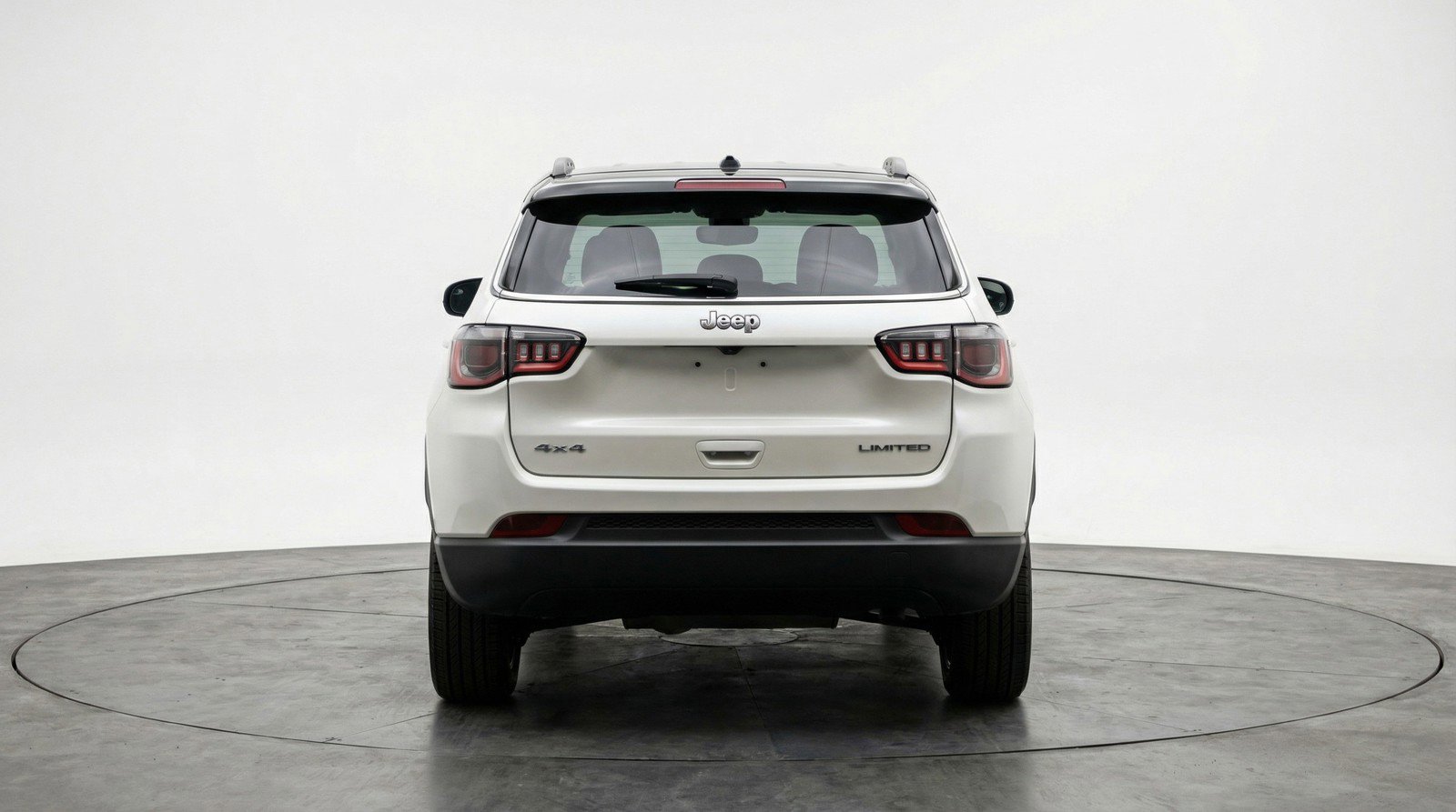 Used 2025 Jeep Compass Limited AWD/4WD image 7