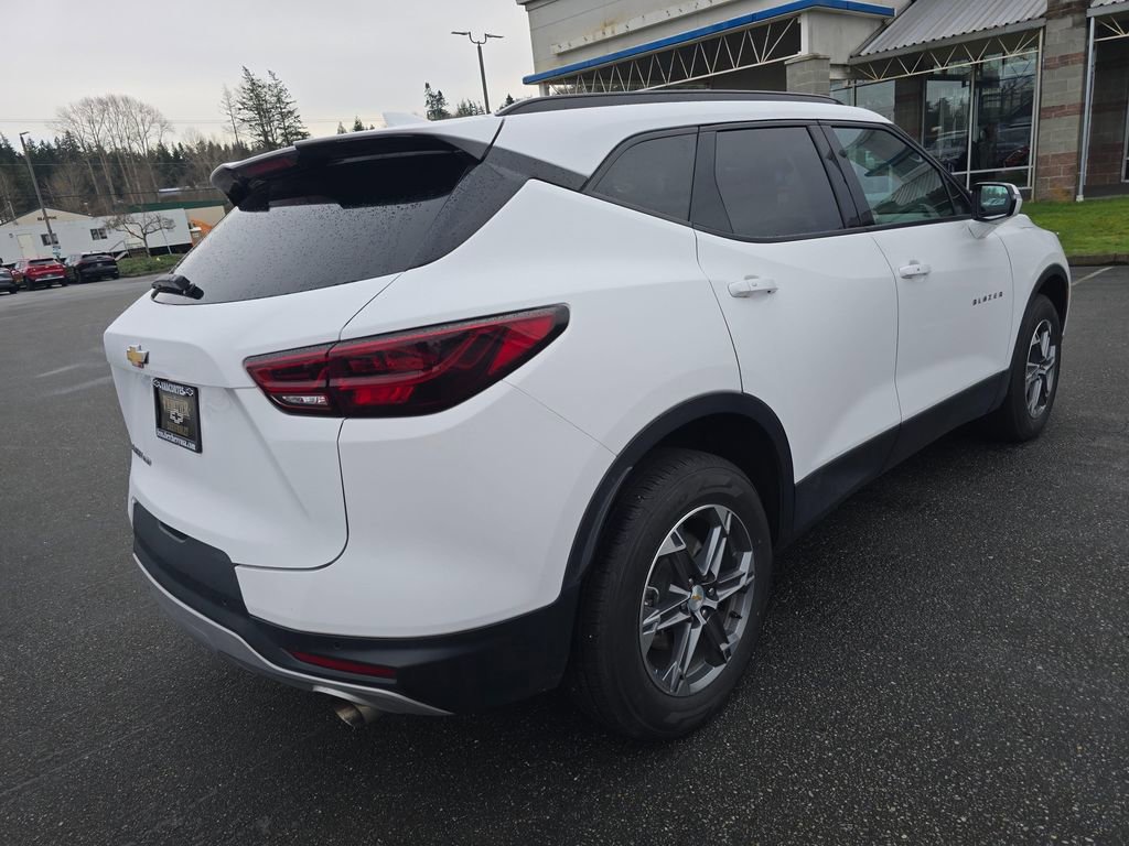 Certified 2024 Chevrolet Blazer LT image 3