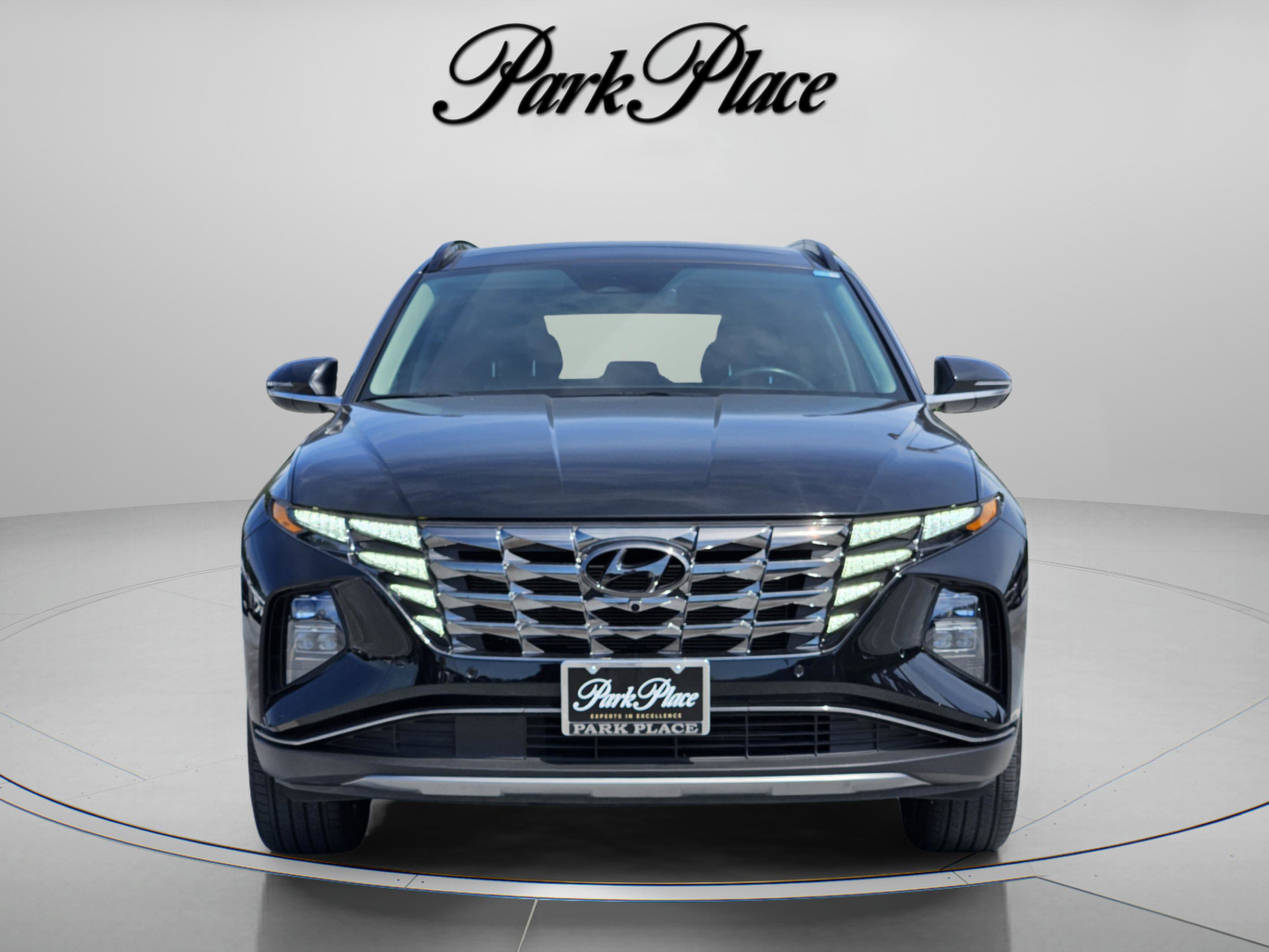 Used 2022 Hyundai Tucson Limited w/ Cargo Package FWD image 9