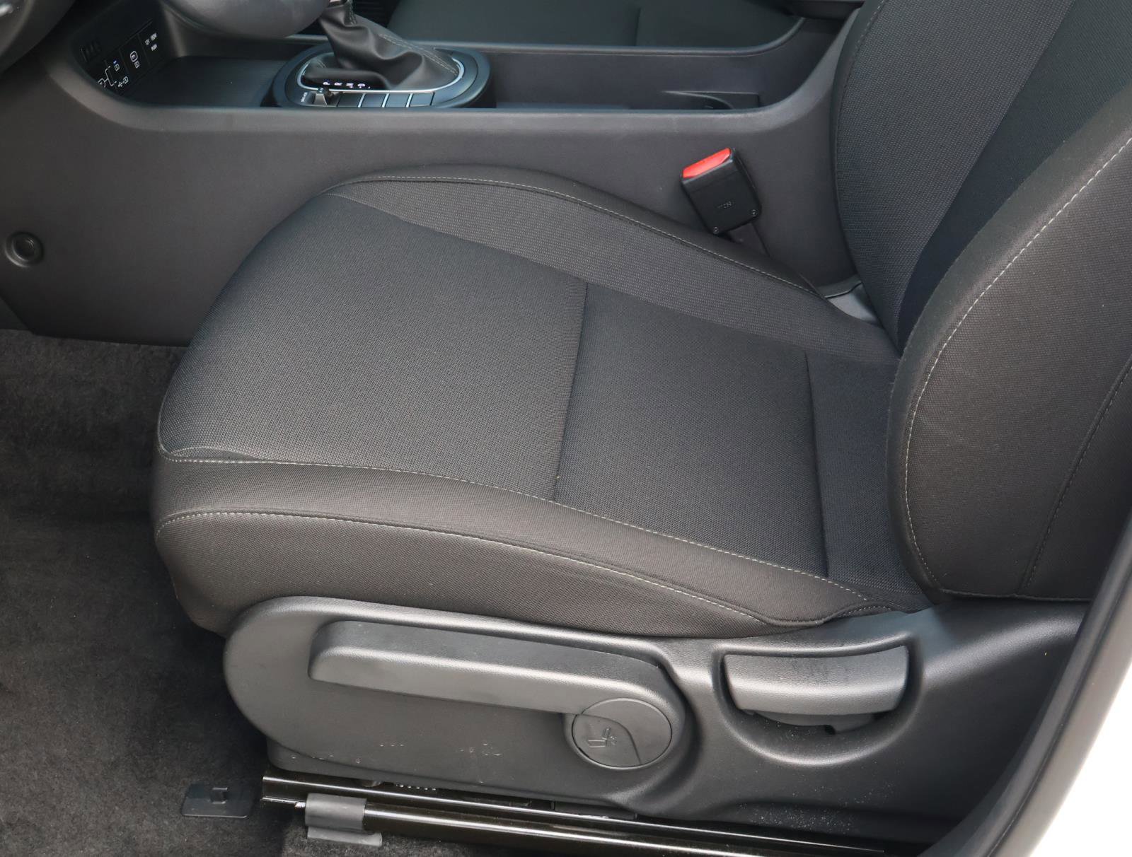 Certified 2026 Hyundai Kona SE FWD image 13
