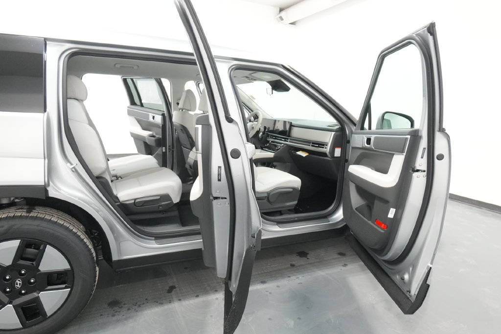 New 2026 Hyundai Santa Fe SE AWD/4WD image 33