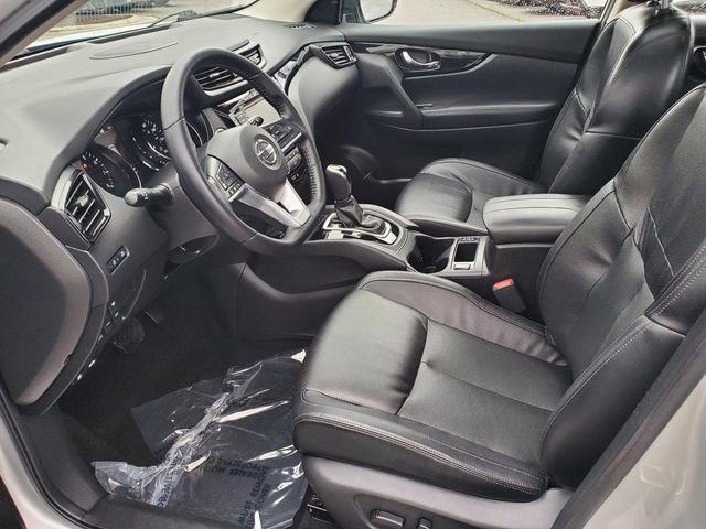 Certified 2022 Nissan Rogue Sport SL w/ Premium Package image 15