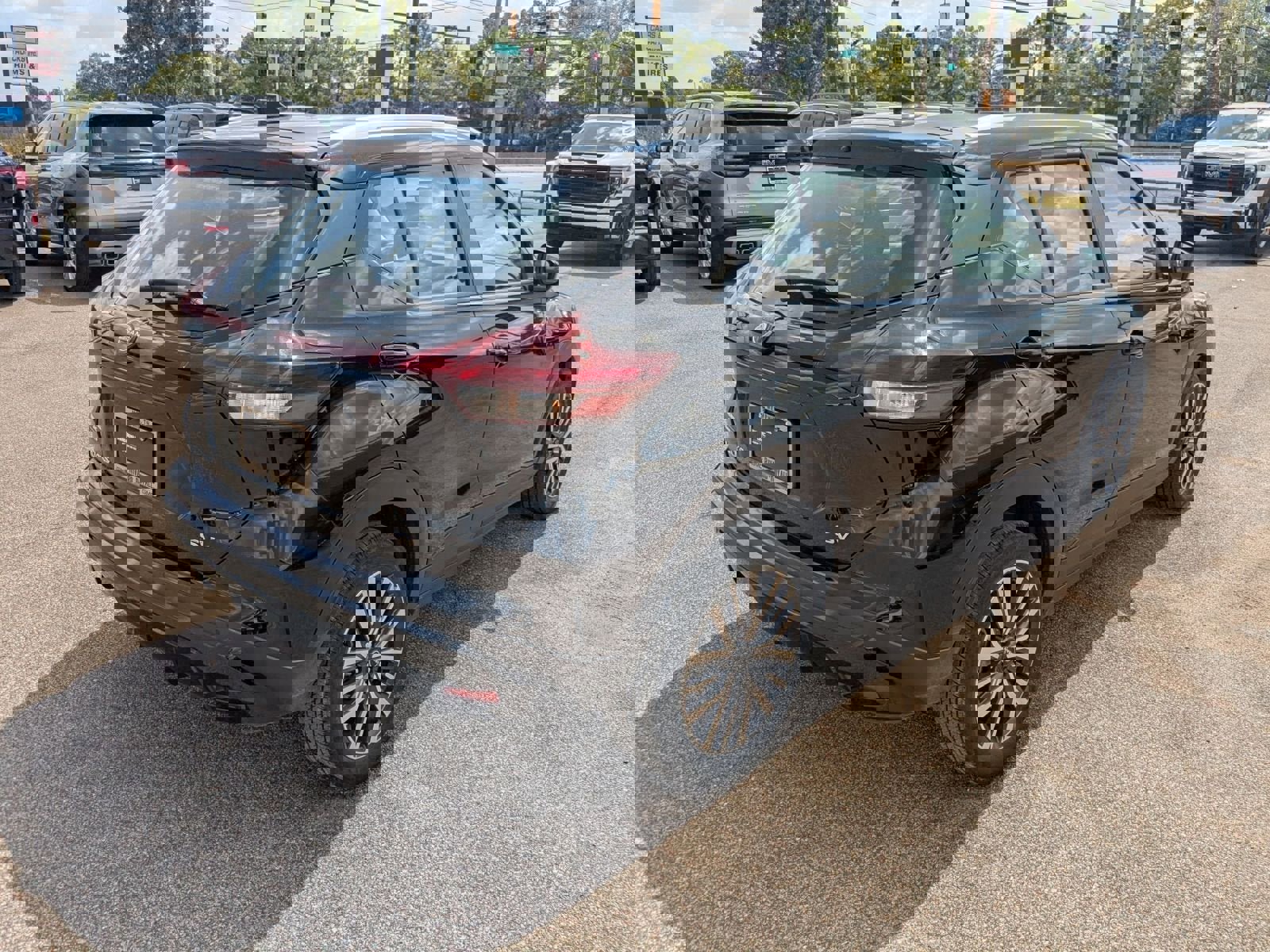 Used 2024 Nissan Kicks SV image 35