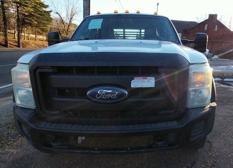 Used 2015 Ford F450 XL image 3