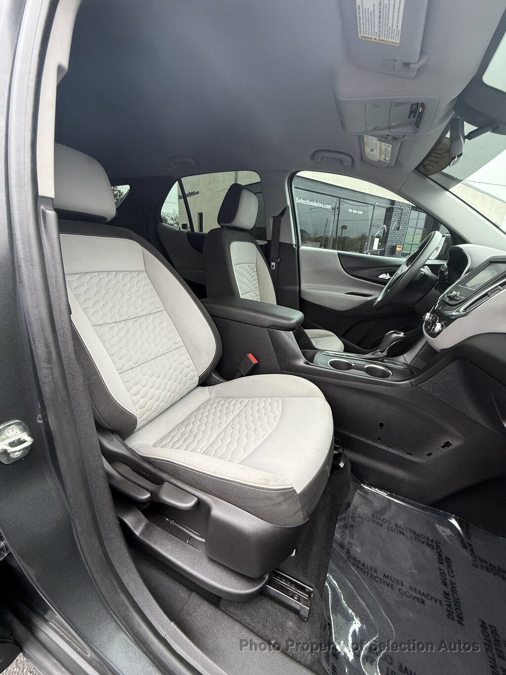 Used 2018 Chevrolet Equinox LS FWD image 37