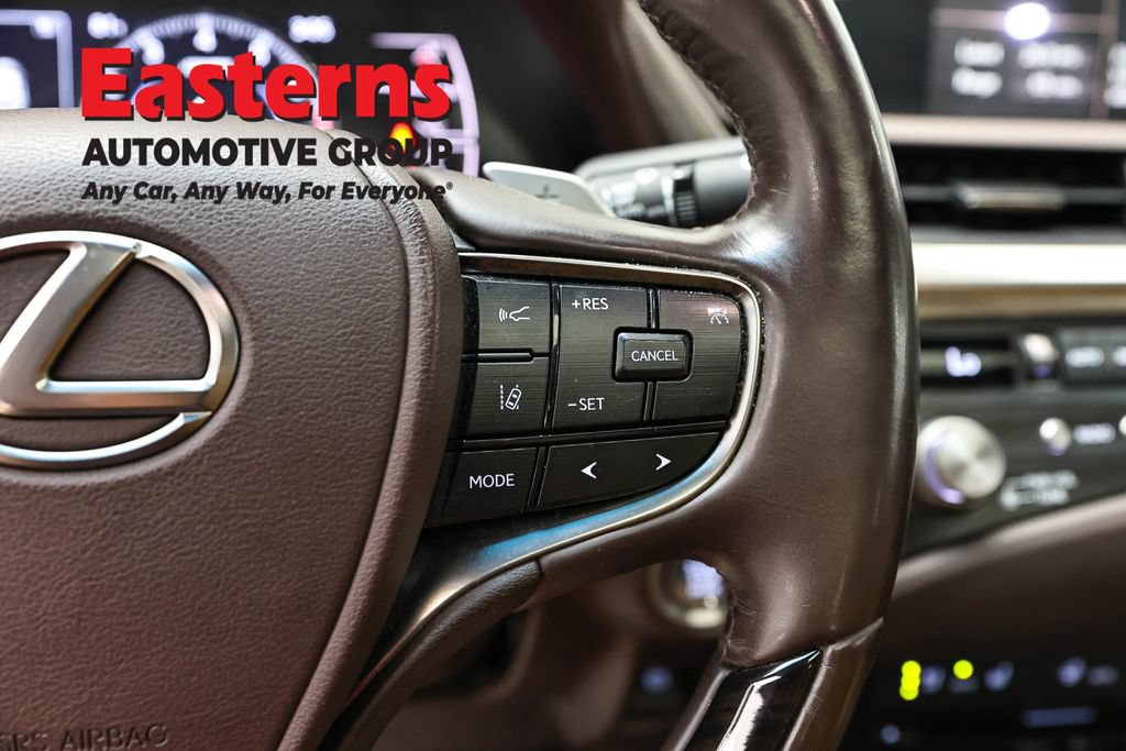 Used 2021 Lexus ES 350 w/ Premium Package FWD image 16