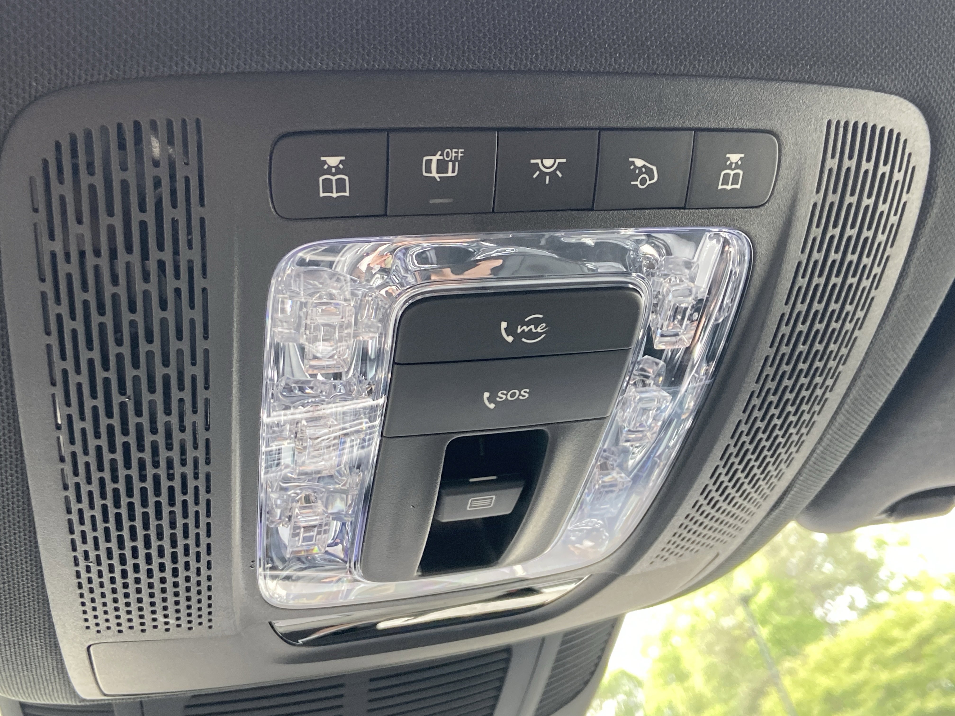 Certified 2025 Mercedes-Benz GLS 580 4MATIC image 39