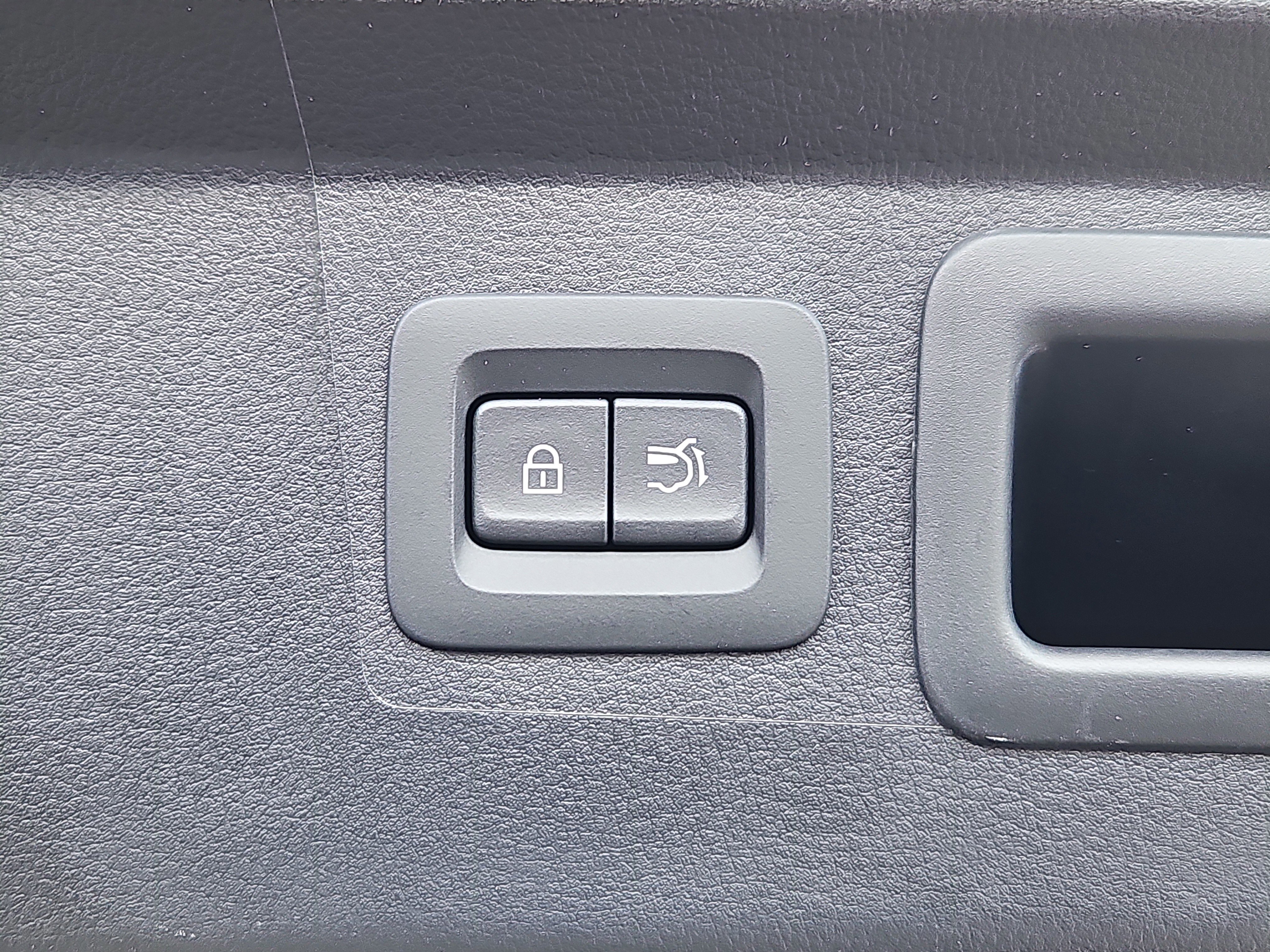 New 2025 MAZDA CX-50 AWD 2.5 Turbo w/ Weather Package image 14