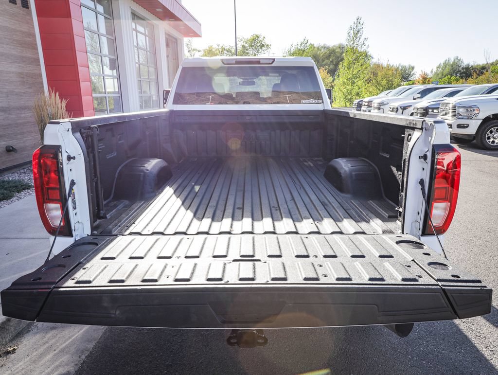 Used 2024 GMC Sierra 3500 SLE w/ SLE Convenience Package AWD/4WD image 5
