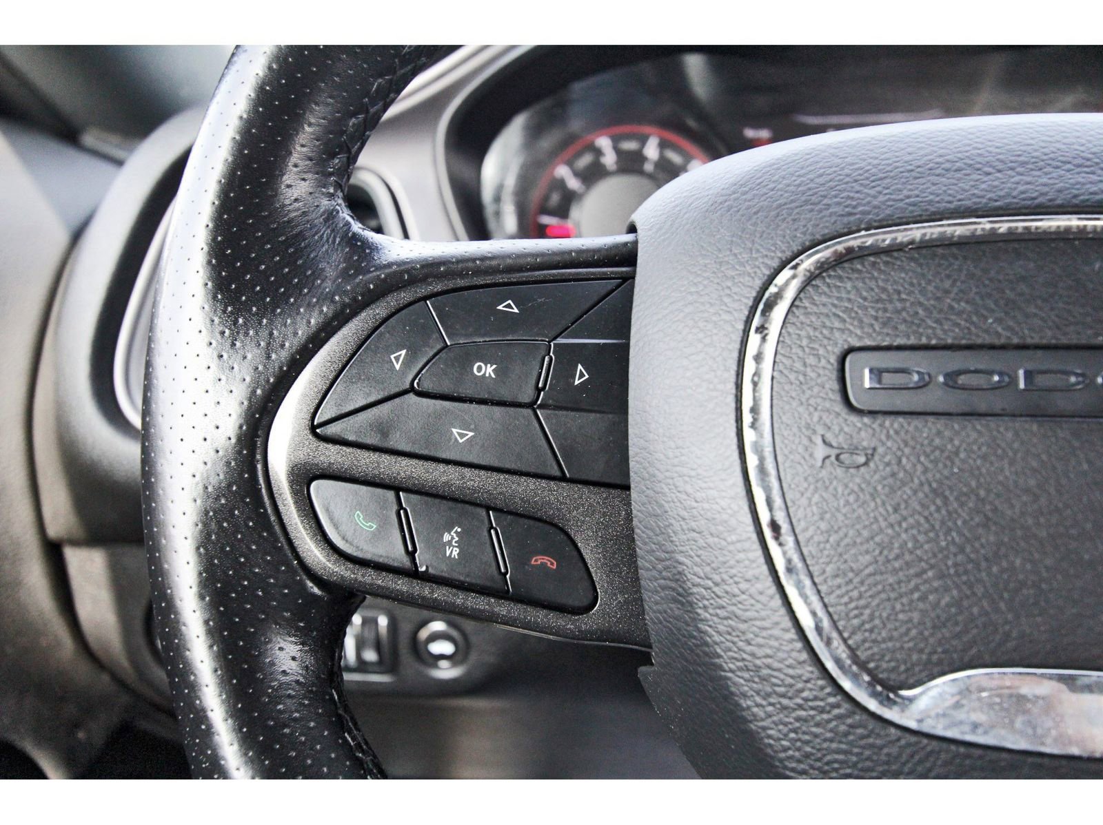 Used 2023 Dodge Challenger SXT w/ Blacktop Package image 21