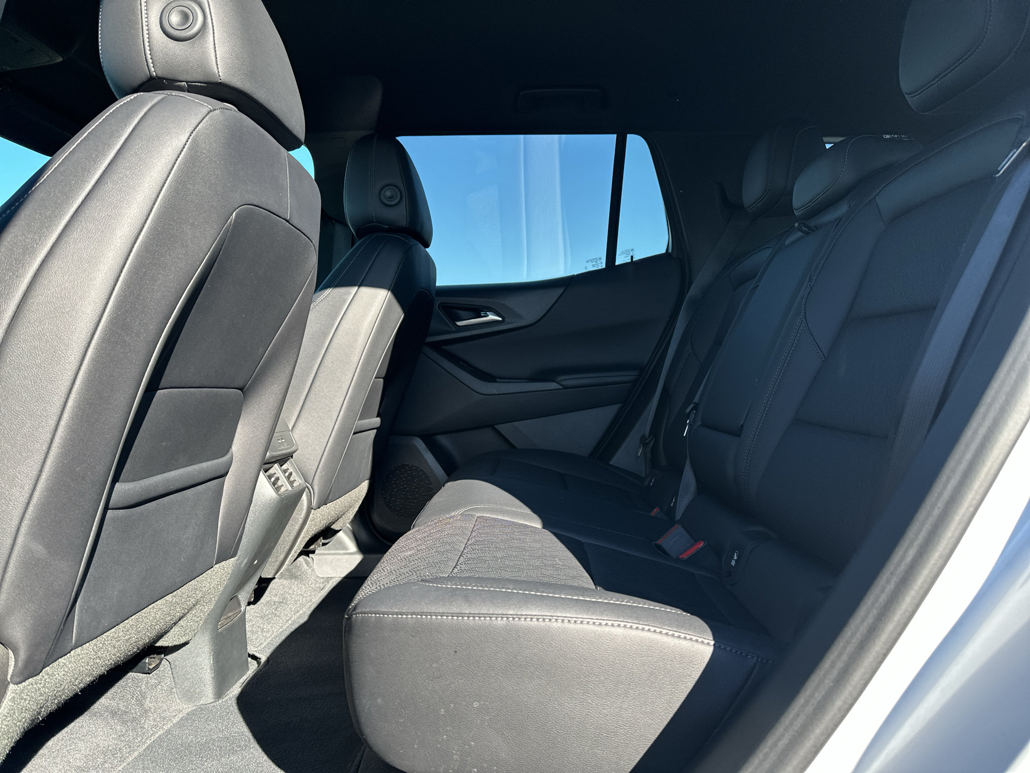 Used 2026 Chevrolet Equinox LT w/ Convenience Package II AWD/4WD image 13