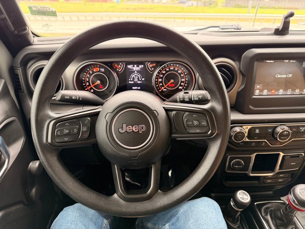 Used 2023 Jeep Wrangler Unlimited Sport AWD/4WD image 14
