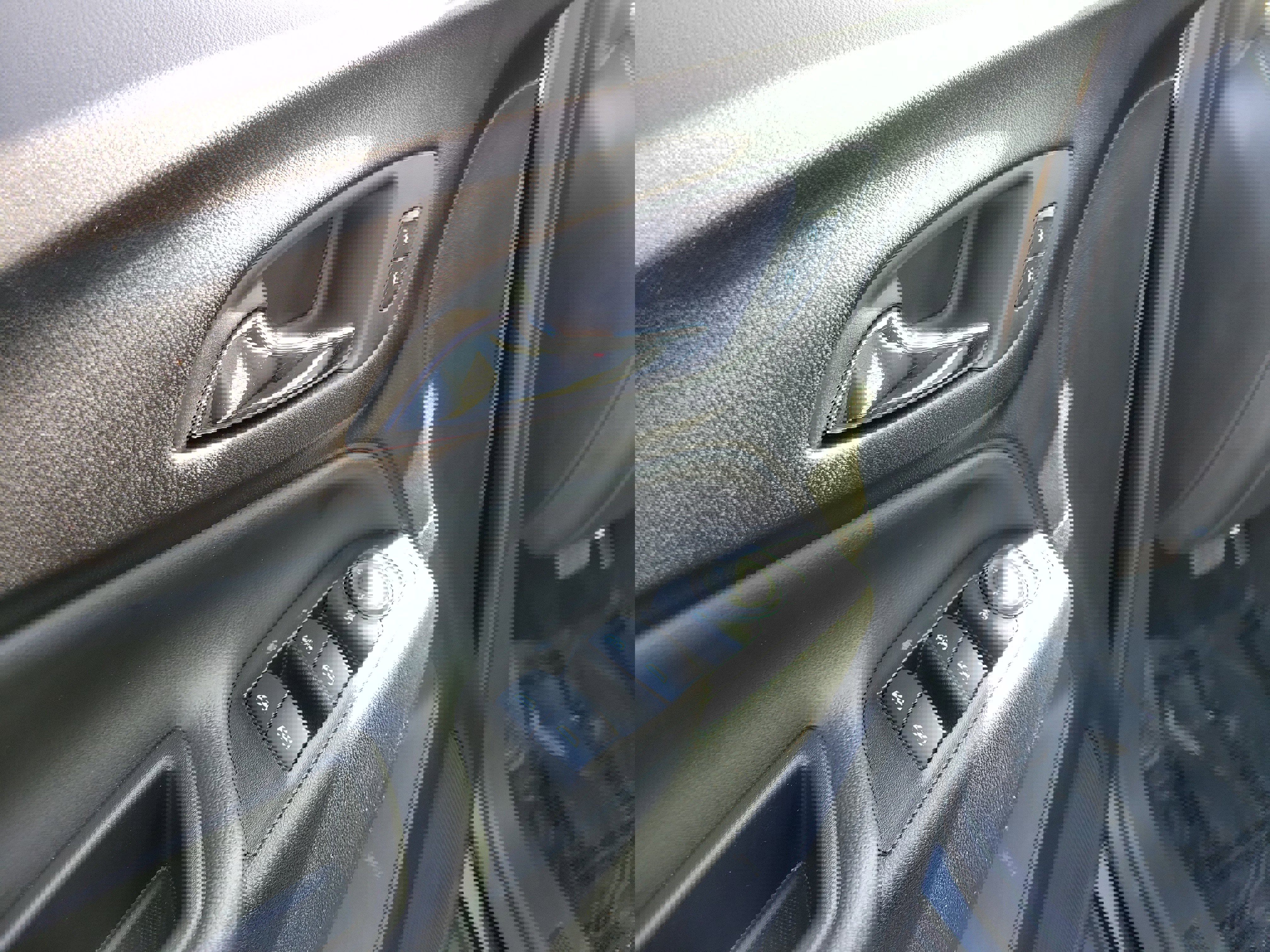 Used 2024 Chevrolet Equinox LT image 18