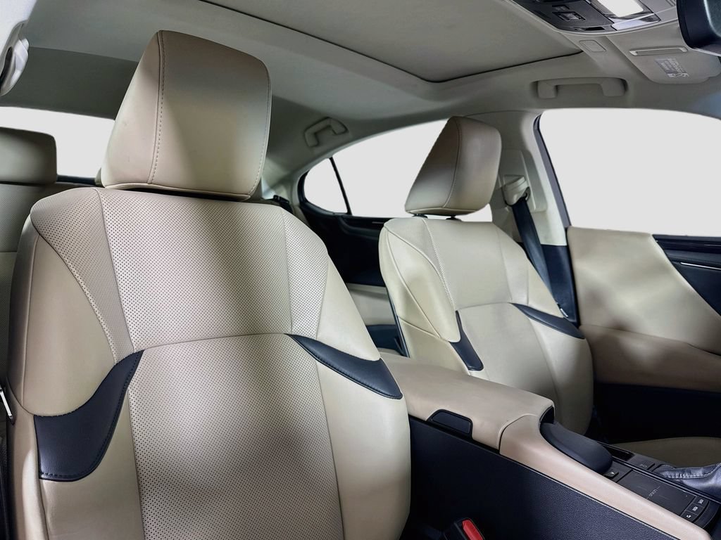 Used 2020 Lexus ES 350 w/ Premium Package FWD image 16