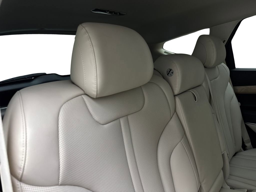 Used 2023 Genesis GV80 3.5T AWD/4WD image 41