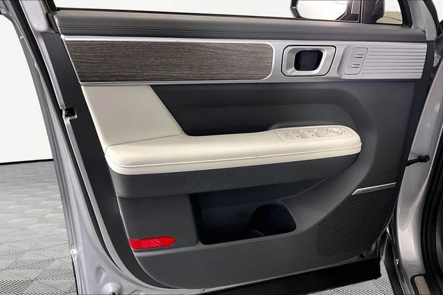 Used 2025 Hyundai Santa Fe Calligraphy AWD/4WD image 18