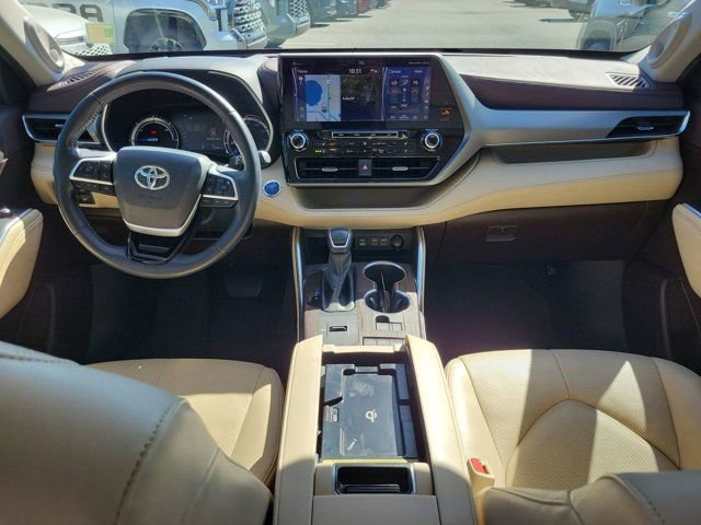 Used 2022 Toyota Highlander Platinum image 21