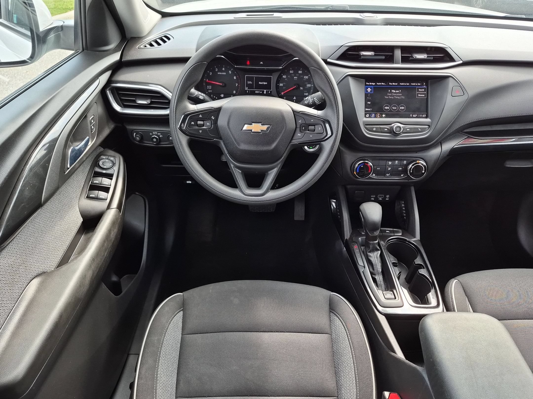 Used 2023 Chevrolet TrailBlazer LT FWD image 30