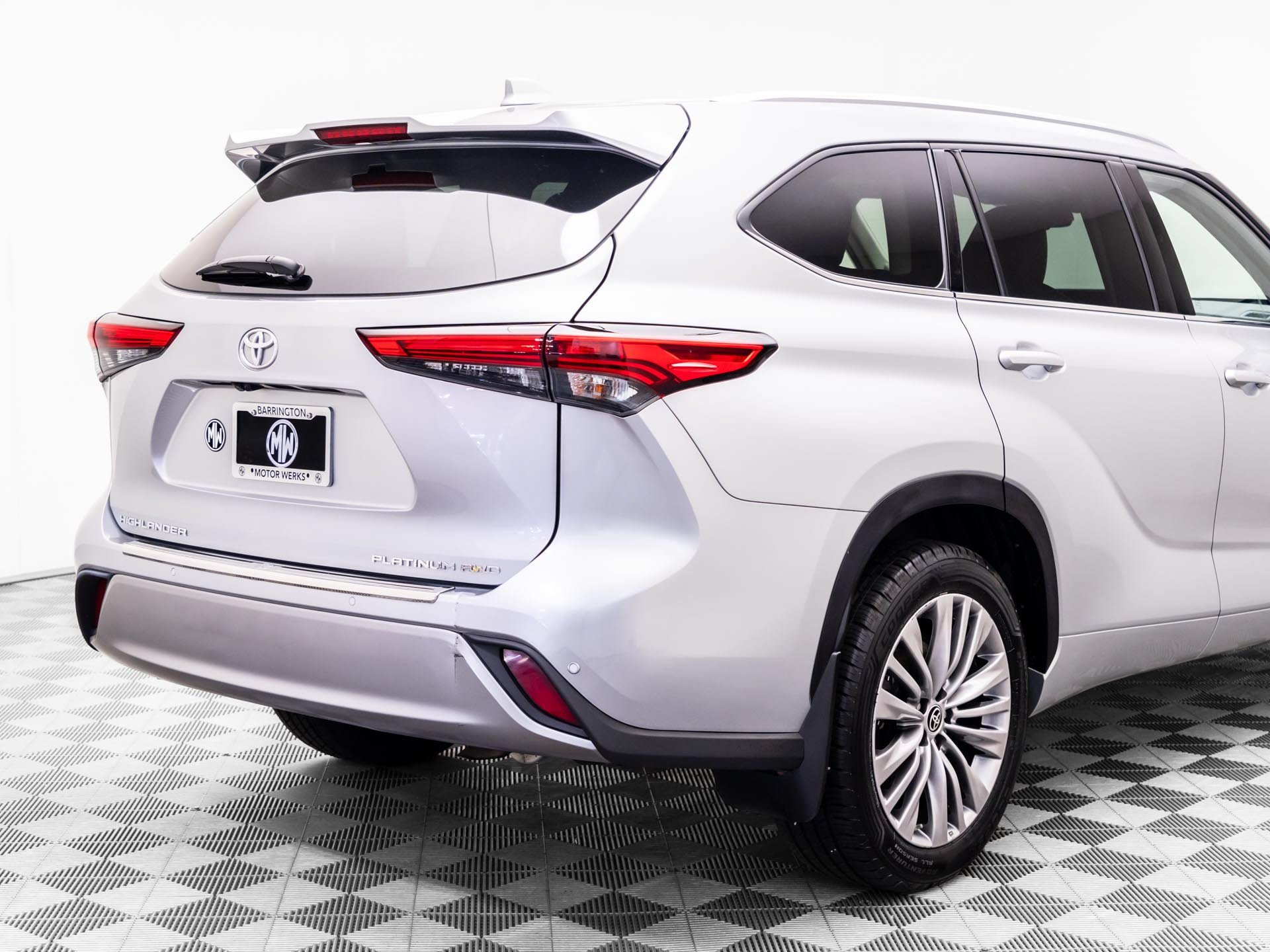 Used 2021 Toyota Highlander Platinum AWD/4WD image 34