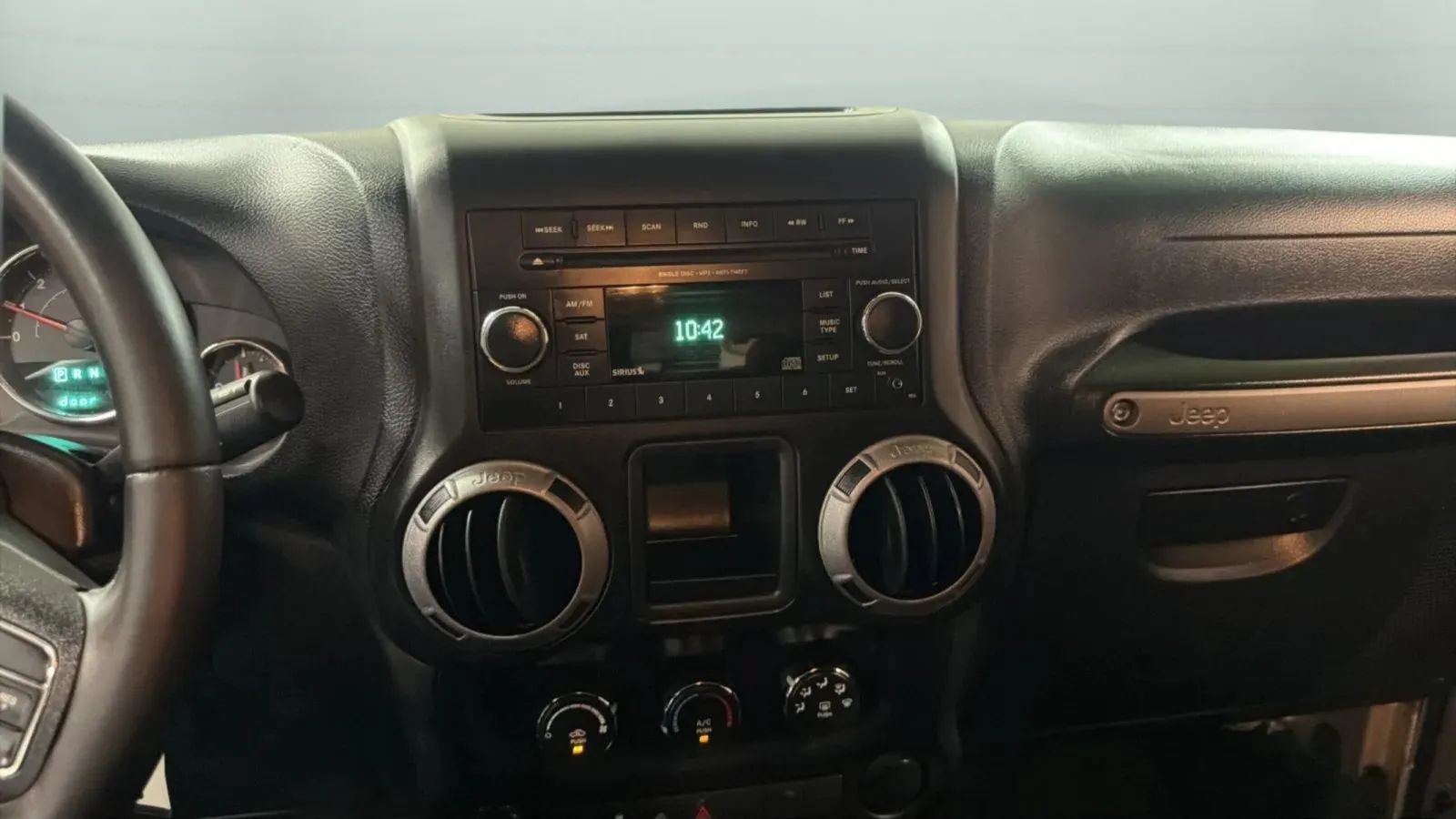 Used 2012 Jeep Wrangler Sport AWD/4WD image 14