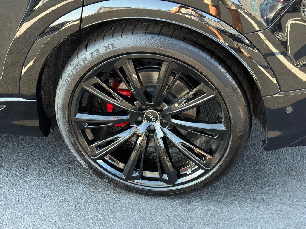 New 2027 Audi SQ8 Prestige AWD/4WD image 5