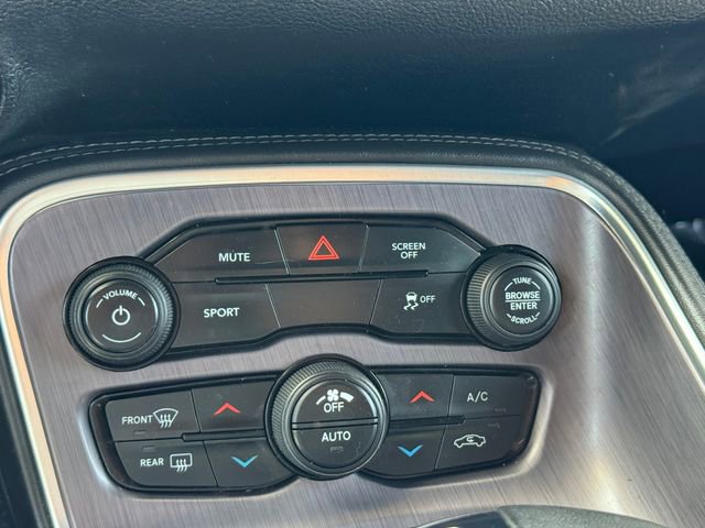Used 2018 Dodge Challenger SXT w/ Blacktop Package image 14