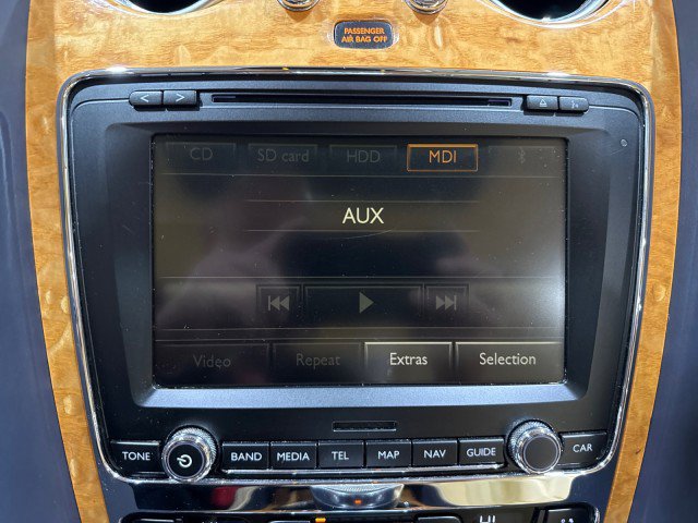 Used 2015 Bentley Flying Spur W12 image 85