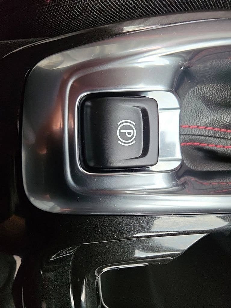 Used 2024 Chevrolet TrailBlazer RS w/ Convenience Package AWD/4WD image 21