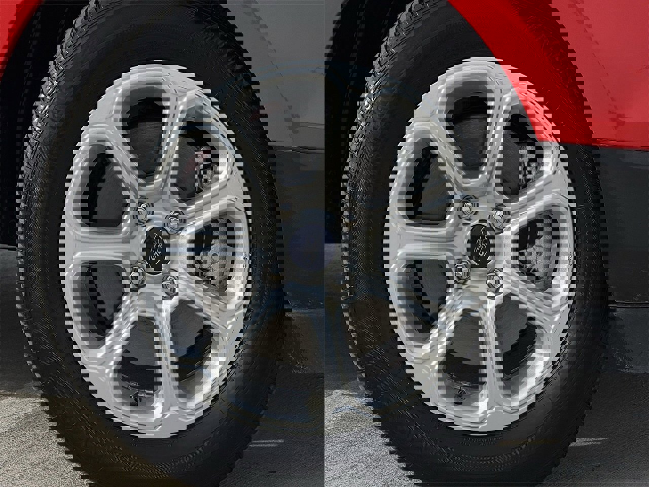 Used 2020 Ford EcoSport SE image 9